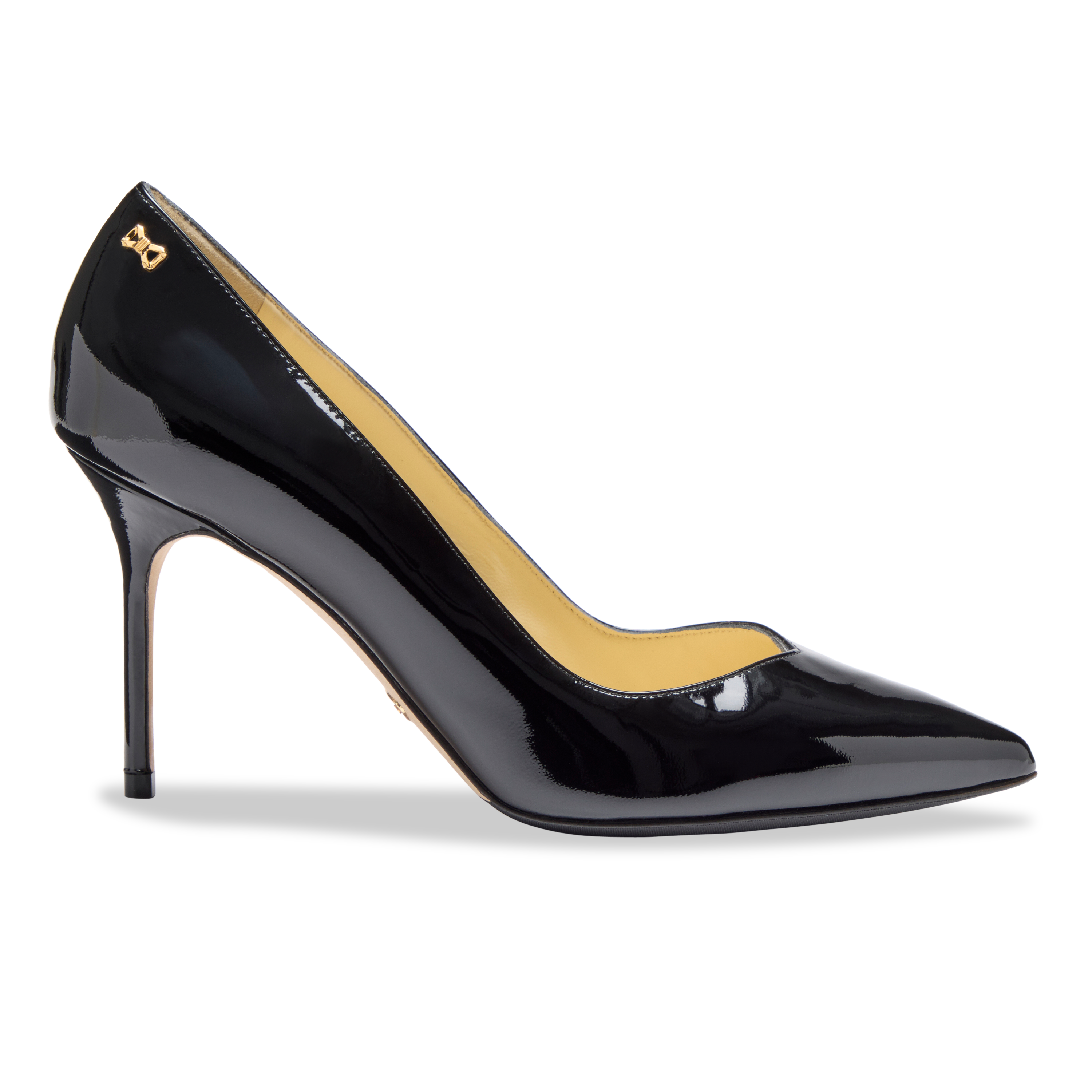 Prada black patent clearance leather pumps