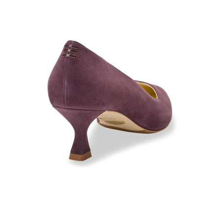 Perfect Kitten Pump 50 in Blackberry Suede