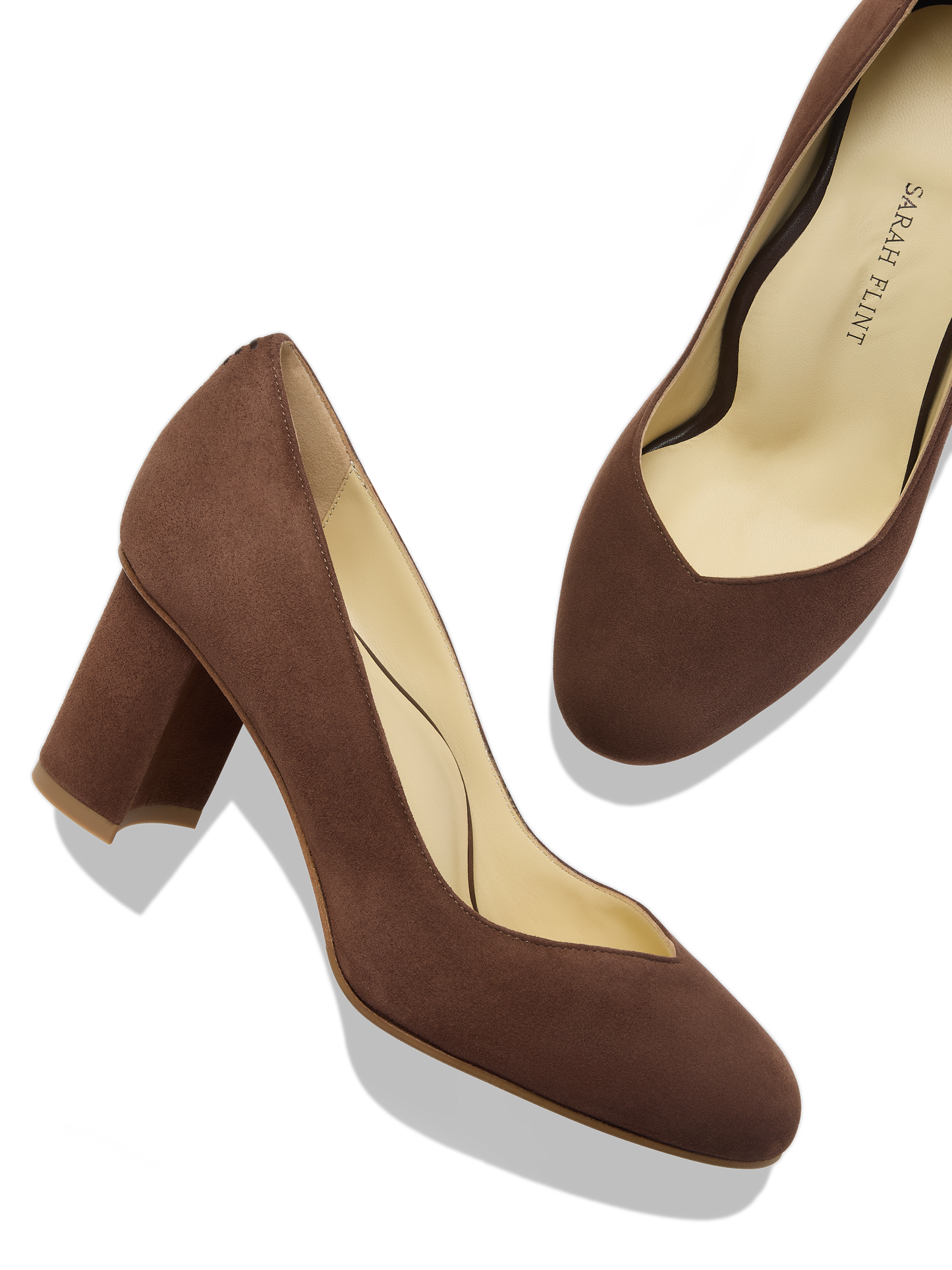 Perfect Round Toe Pump 70 in Espresso Suede