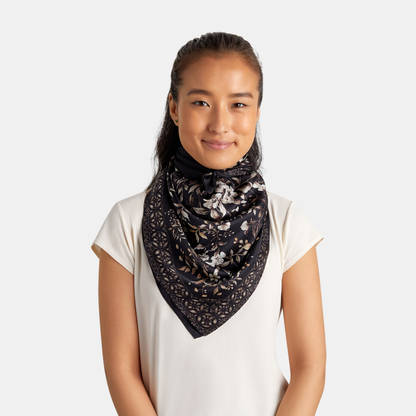 Reversible Face Scarf